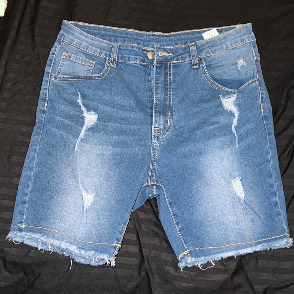 Ripped raw trim denim shorts